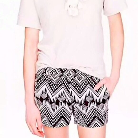 J.Crew Size 4 Black & Cream Chevron Ikat Print Shorts - Picture 1 of 9